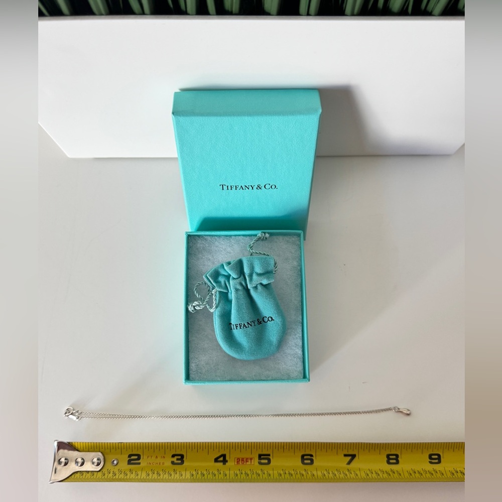 Authentic Tiffany & Co.Teardrop SV925 Pendant Necklace W/Box/Dustbag - Picture 7 of 7